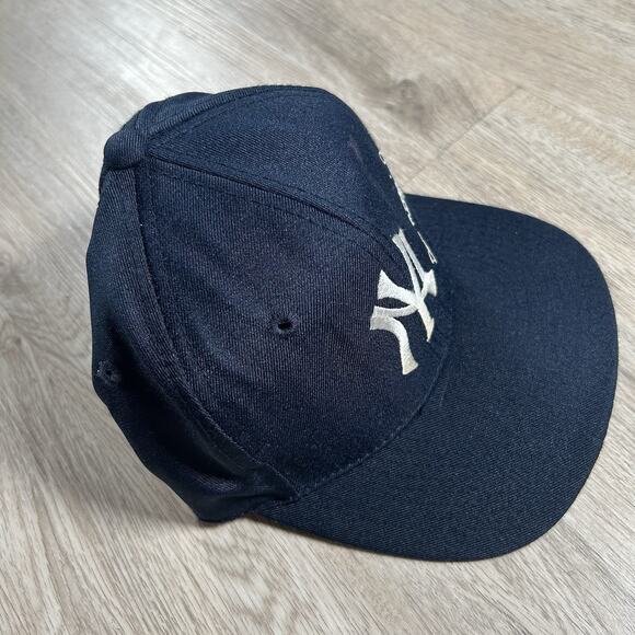 Vintage New York Yankees Hat Don‎ Mattingly #23 Snapback MLB AJD Blue Cap - Picture 9 of 9